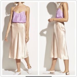 Vince Silk Satin Slip Skirt in Lychee Midi L